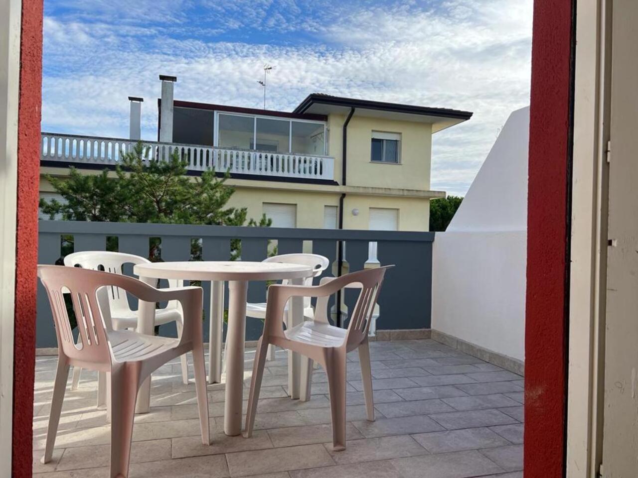 Condominio Ivelca Lignano Sabbiadoro Exterior foto
